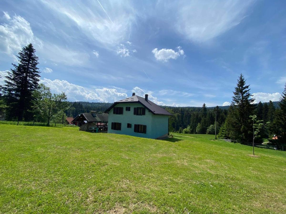 Mystic Forest Hostel Mitrovac Eksteriør billede